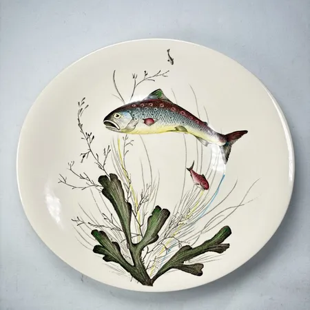 4 st tallrikar modell Fish Johnson Bros England nr 3, 4, 5, 7, Ø26cm flintgods smärre nagg på 1 av tallrikarna