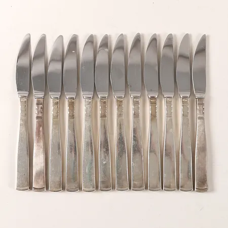 Tolv bordsknivar, Rosenholm, GAB, längd ca 19,5cm slitage, en kniv med mindre hack i blad, 830/1000 silver samt stålblad, bruttovikt 755,4g Vikt: 0 g