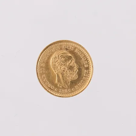 Guldmynt, 5 Kronor - Oscar II Sveriges och Norges Konung, Ø16mm, Sverige år 1894, räfflad kant, plastkaspel samt etui, 21,6K guld. Vikt: 2,2 g