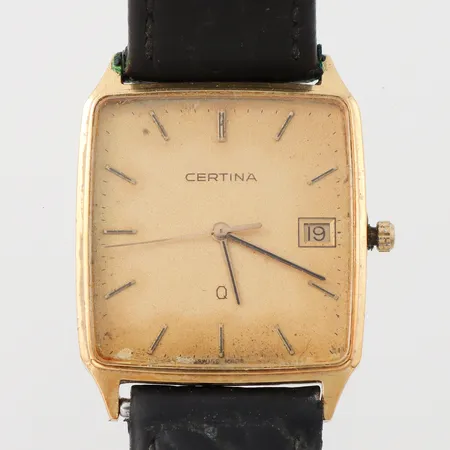 Herrur Certina, fungerar ej, gravyr, diameter ca 27 mm, 18k.