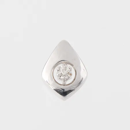 Hänge vitguld med diamant, höjd ca 11.4 mm, 18k. Vikt: 1 g