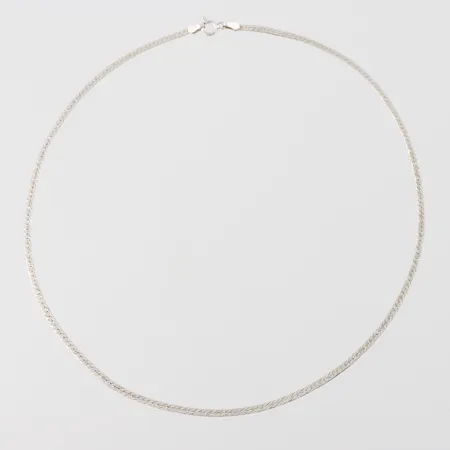 Collier, längd ca 42 cm, bredd 2.2 mm, silver 925/1000. Vikt: 3,9 g