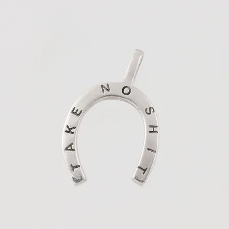 Hänge Efva Attling "Take No Shit", höjd 26 mm, silver. Vikt: 3,1 g