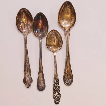 4 Udda skedar, 830/1000 Silver 47,3g.