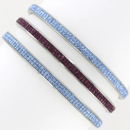 Tre Armringar Ø 65x55mm och Två ringar stl: 17, Colours by Kate, stål, rosa och blå stenar, stål, originalask Vikt: 0 g