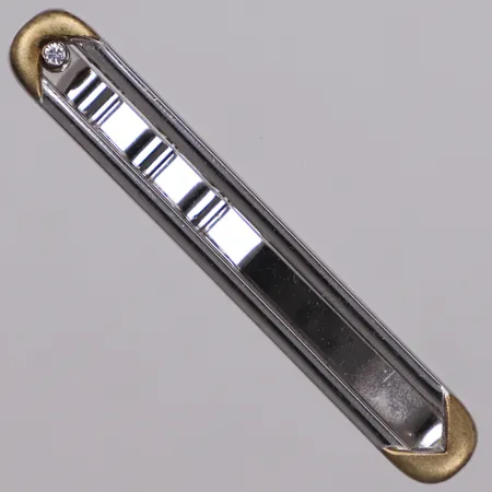 Slipshållare med vit sten, längd 55mm, bredd 8,3mm, 925/1000 silver  Vikt: 7,7 g