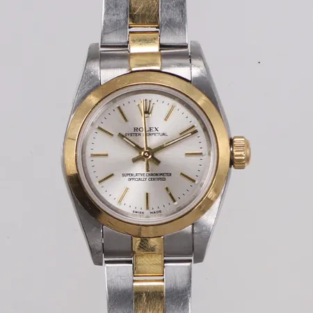 Damur, Rolex Oyster Perpetual, 26mm, stål/guld, automatisk, ref: 76183, snr: D740167, cal 2230, verknr: 1503943, boettnr: 2020, safirglas, repor på ring, oysterlänk med repor, certifikat daterat 2007, manual, box och ytterkartong ej original