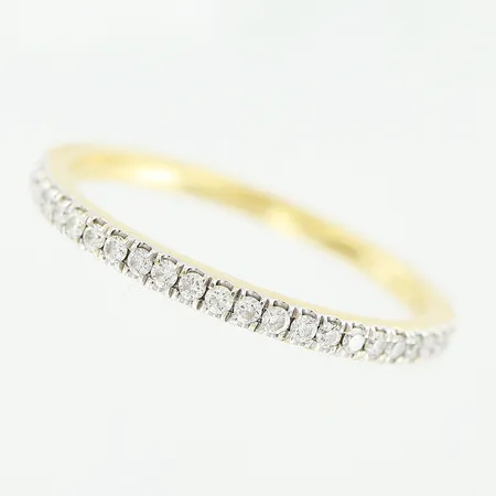 Ring, diamanter 23 x ca 0,005ct, stl 17¾, bredd 1,5mm, GHA, 18K.  Vikt: 2,2 g