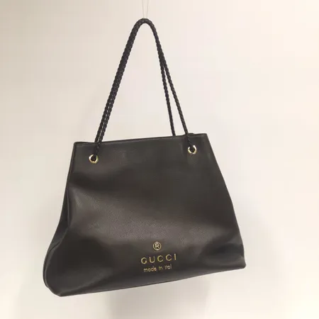 Väska, Gucci Gifford Tote, 380118-520981, ca 42x32x15cm, påtagligt slitage, bokstaven y i "made in italy" har fallit av, inga tillbehör