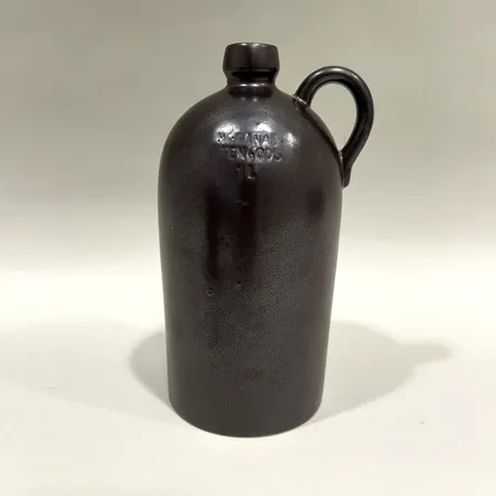 Krus med handtag, Höganäs keramik, 1 liter, höjd 20cm, tillverkningsdefekter Vikt: 0 g