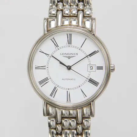 Herrur Longines Présence, stål, 38,5mm,  renr  L4.9214, serienr 39190076, automatisk, datum, stållänk, 3 extra länkbitar, cert Franks Ur 27-6-2013, box, ytterkartong. Vikt: 0 g