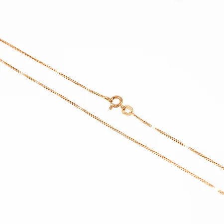 Kedja venezia i 18K guld. Den är 43 cm lång, 0,8 mm bred och väger 2,5g. Springring. Från Balestra.