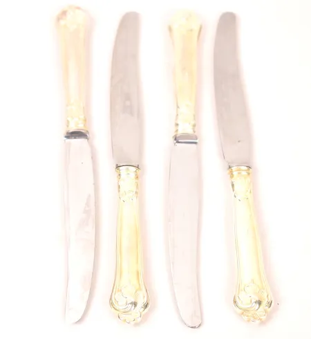 4 Knivar, modell Sachsisk, Cohr, rostfritt stål/fyllda skaft, längd ca 21,8cm, bruttovikt: 288,5g Vikt: 0 g