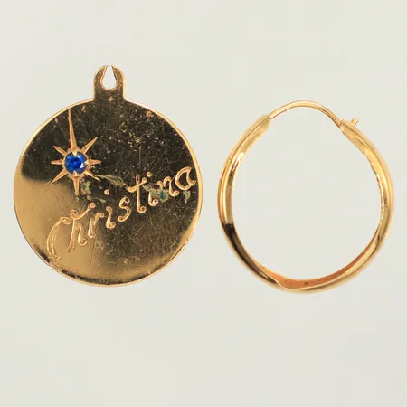 Ett hänge, gravyr, ett udda örhänge, defekt, 18K  Vikt: 1,6 g