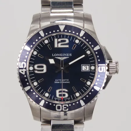 Herrur Longines Hydro Conquest, 39mm, automat, datum, 30bar (300meter), referens nr L3.741.4, serienr 47854777, stål, stållänk, blå urtavla/ring, längd ca 16,5cm, inga tillbehör