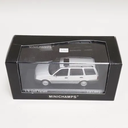 Modellbil Minichamps, VW Golf Variant, skala 1:43, plastbox Vikt: 0 g