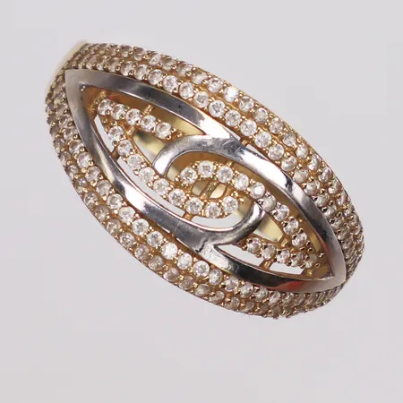 Ring, vita stenar, stl 21¾, bredd 3,7-13mm, 14K  Vikt: 3,6 g