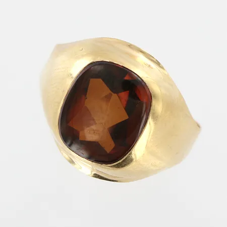 Klackring med brun sten, stl: 19¼, bredd: 3-16,5mm, 18K,  Vikt: 3,6 g