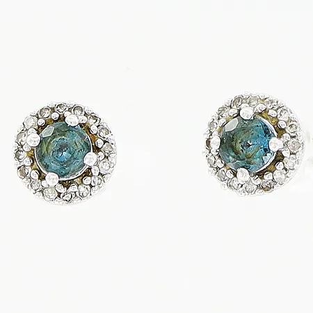 Ett par örhängen, Ø5,5mm, blå sten, diamanter ca 32 x ca 0,005ct, 8/8-slipade, stopp i gummi, vikt utan stopp 1,1g, GHA, vitguld, 18K