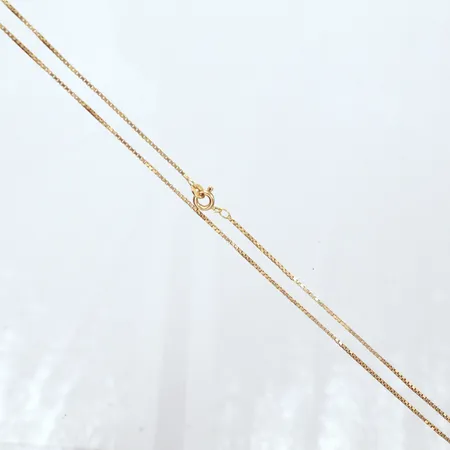Halskedja Venezia, längd 46cm, bredd 1mm, något ojämn, 18K Vikt: 4,2 g