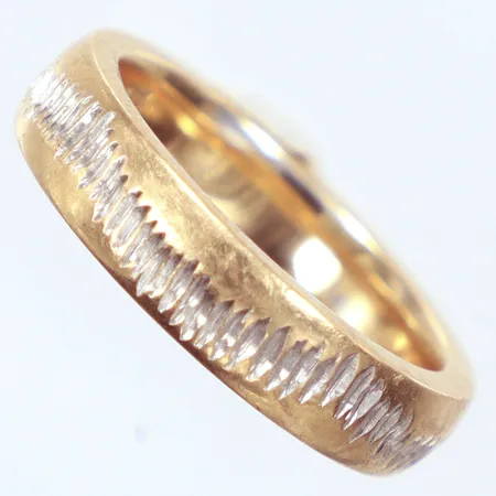 Ring 2-färgad,   modell Frost, Ø18, bredd 5mm, värderingsintyg , ask, designer Tomas Andree Vikt: 9,7 g