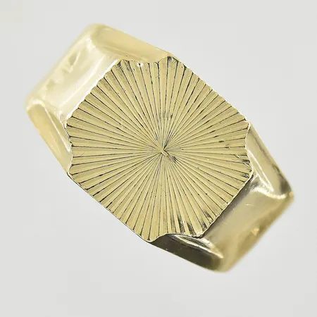 Klackring, stl 20½, bredd 4-13 mm, 14K. Vikt: 3,8 g