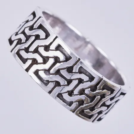 Ring, stl: 20, bredd: ca 9mm, 925/1000, silver Vikt: 6,8 g