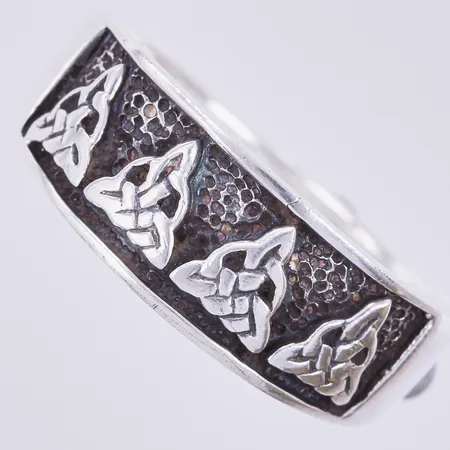 Ring, stl: 21¾, bredd: 4-9mm, 925/1000, silver Vikt: 6,7 g