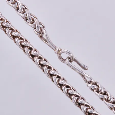 Collier Georg Jensen nr 294, Vivianna Torun Bülow-Hübe, längd ca 41,5cm, bredd ca 8mm, 925/1000 silver Vikt: 90,4 g