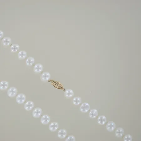 Kedja med sötvattenspärlor, guldlås, L 42cm, 14k 37,8 gr Vikt: 0 g