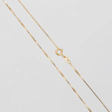 Kedja Venezia, längd ca 45cm, bredd 0,6mm, GHA, 18K Vikt: 2,5 g