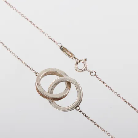 Halssmycke Tiffany & Co Vintage 1837 sammankopplade cirklar, längd ca 40cm, silver  Vikt: 4,9 g