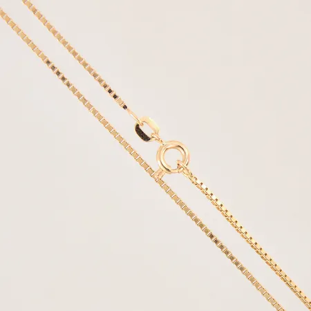 Kedja Venezia, längd 50,5cm, bredd 1mm, 18K  Vikt: 5,9 g