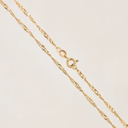 Kedja Singapore, längd 61cm, bredd 2mm, 18K  Vikt: 6,5 g