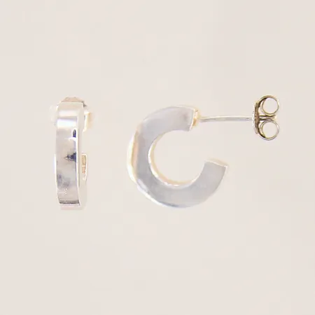 Ett par örhängen, 22x3,2mm, GHA, silver 925/1000 Vikt: 2,9 g