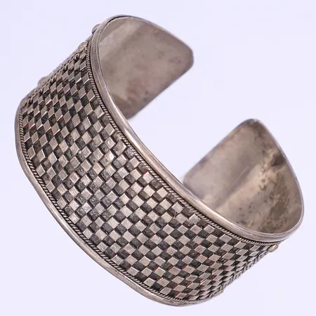 Armring, Ø62mm, bredd 29mm, 830/1000 silver Vikt: 34,1 g