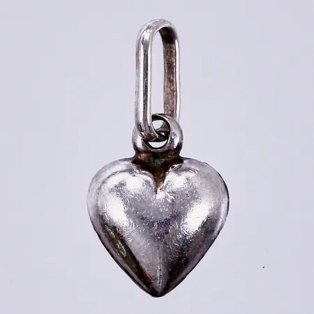 Hänge hjärta, längd: ca 1,5cm, bredd: 8mm, 925/1000 silver  Vikt: 0,7 g