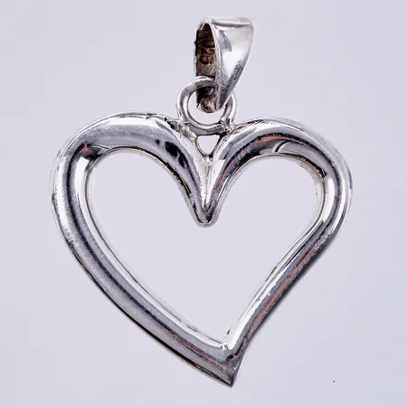 Hänge hjärta, längd: ca 2,7cm, bredd: ca 22mm, 925/1000 silver  Vikt: 4,4 g