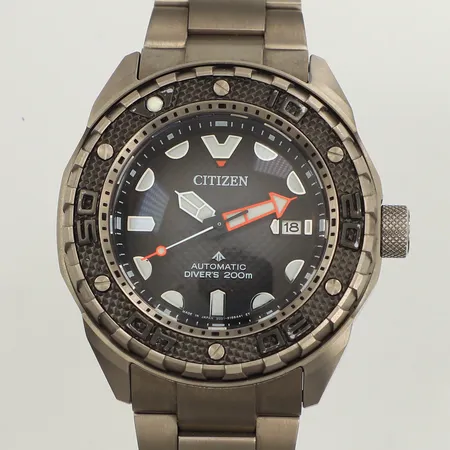 Armbandsur Citizen Promaster Automatic Diver, automat, datum, titanium, referensnr. NB6004-08E, serienr: 9051-S122961, 212360344, viklås, 2 extra länkbitar, box, garanti daterad Ur & Penn Stockholm 2024-04-23.