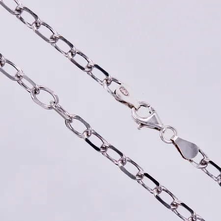 Kedja längd ca 43cm, bredd ca 5mm, 925/1000 silver Vikt: 13,4 g