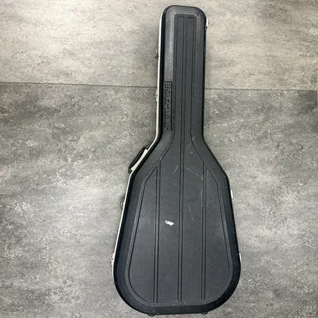 Hårt gitarrfodral, Just in Case, längd ca 110cm, djup12cm, bredd 12-42cm, märken, bruksskick Vikt: 0 g Skickas med postpaket.