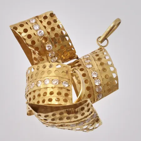 Diverse defekt guld, 21K, bruttovikt 11,03g, ca nettovikt 10g