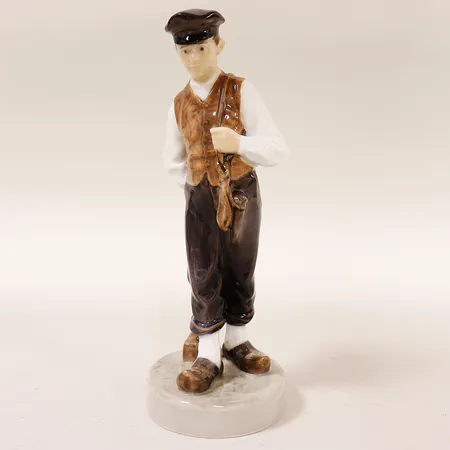 Figurin Royal Copenhagen nr 620, "man med slägga", andrasortering, 21cm, Danmark Vikt: 0 g Skickas med paket.