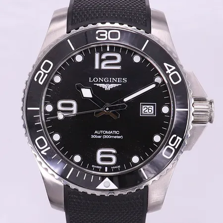 Herrur, Longines HydroConquest, Ø43mm, automatisk, safirglas, stål, datum, ref-nr: L3.782.4.56.6, serie-nr:49569126, silikonarmband med viklås, certifikat Klockia 2019, manual, box, ytterkartong, bruksslitage. 