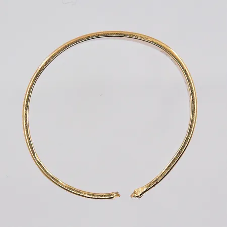 Ring, klippt skena, gravyr, 18K Vikt: 2,3 g