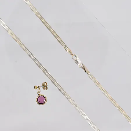 Udda örhänge med lila sten, Collier 43cm, defekt, 925/1000 silver Vikt: 6,6 g