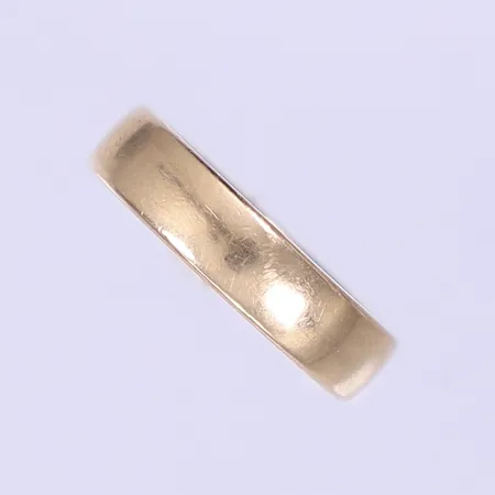 Ring, stl 16¾, bredd 5mm, gravyr, 18K Vikt: 9 g