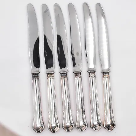 6 bordsknivar, modell Chippendale, GAB, längd 20cm, blad i stål, 830/1000 silver Vikt: 367 g
