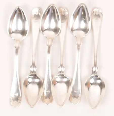 6 Teskedar, modell Gammal Fransk, år 1850, längd 15cm, monogram, silver Vikt: 149 g
