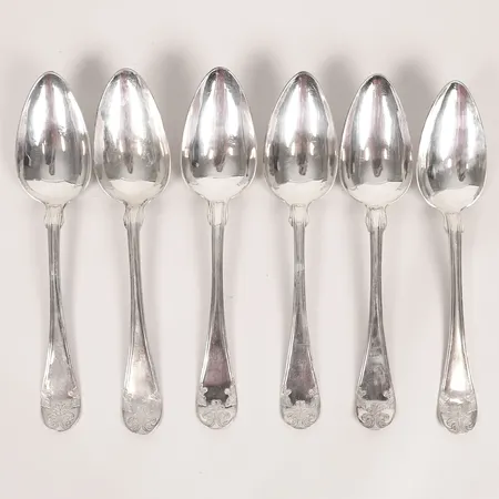 Sex matskedar, modell Gammal Fransk, P. F. Wallin, längd: 214 mm, gravyr, silver. Vikt: 234,9 g
